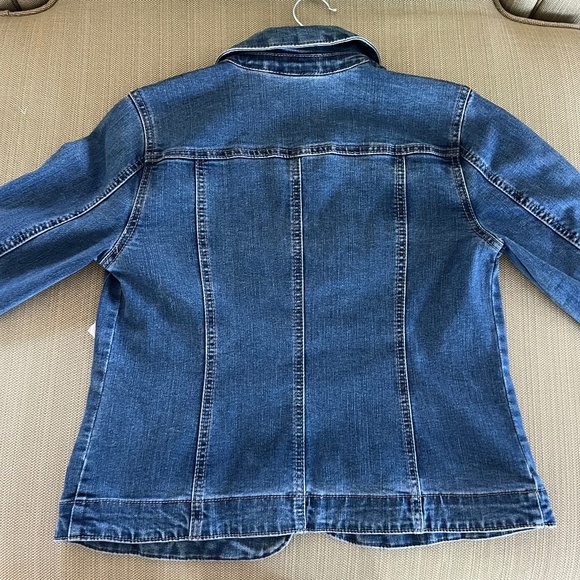 NWT Charter Club Denim Jacket Jean Jacket Classic Denim XS - Picture 2 of 5